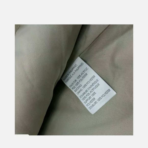 Club Monaco Fur Vest - Picture 4 of 5